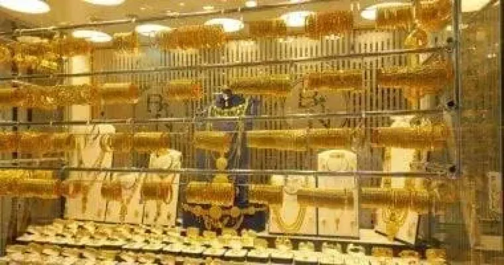 تراجع سعر الذهب اليوم الجمعة 5-12-2025 في مصر