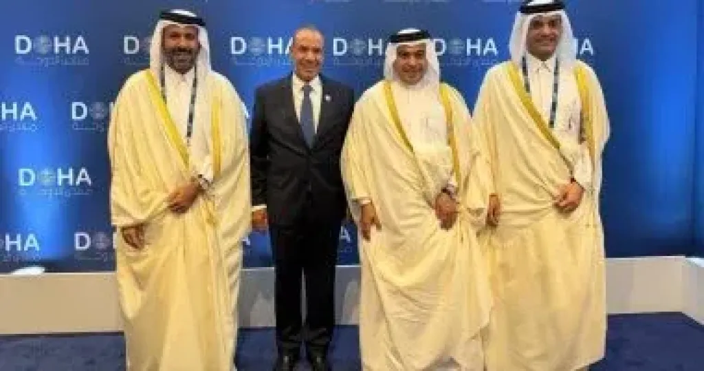 وزير الخارجية يلتقى وزراء المالية والتجارة والصناعة والمواصلات فى دولة قطر