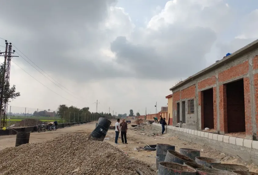 محافظ الشرقية يتابع الموقف التنفيذي لإنشاء مجمع مواقف مدينه منيا القمح