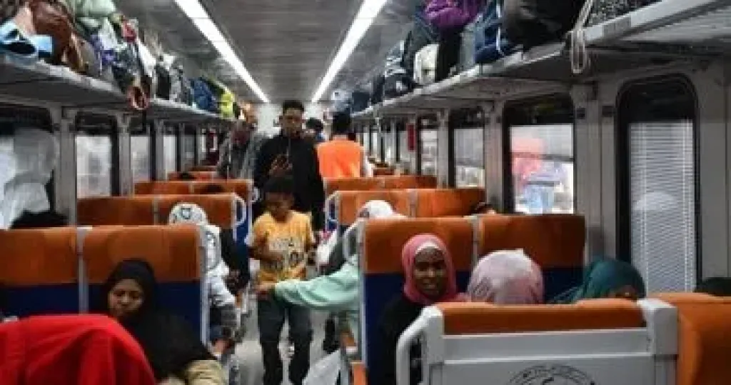 السكة الحديد تسير الرحلة 36 ضمن قطارات العودة الطوعية للأشقاء السودانيين