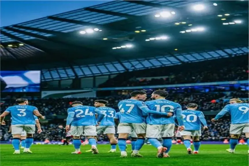 مانشستر سيتي يضرب سندرلاند بثلاثية ويطارد آرسنال على صدارة البريميرليج