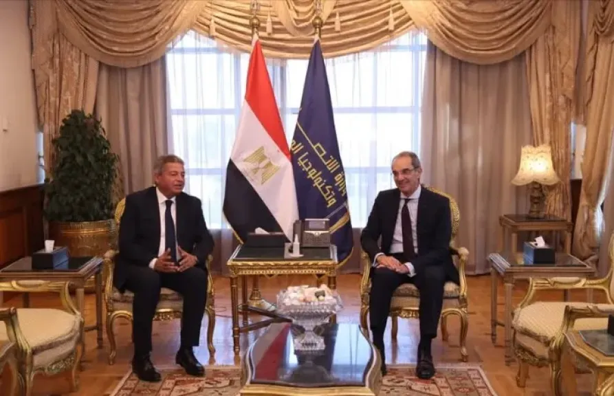 وزير الاتصالات يلتقى ال رئيس الأعلى للإعلام gfpeآفاق التعاون المشترك