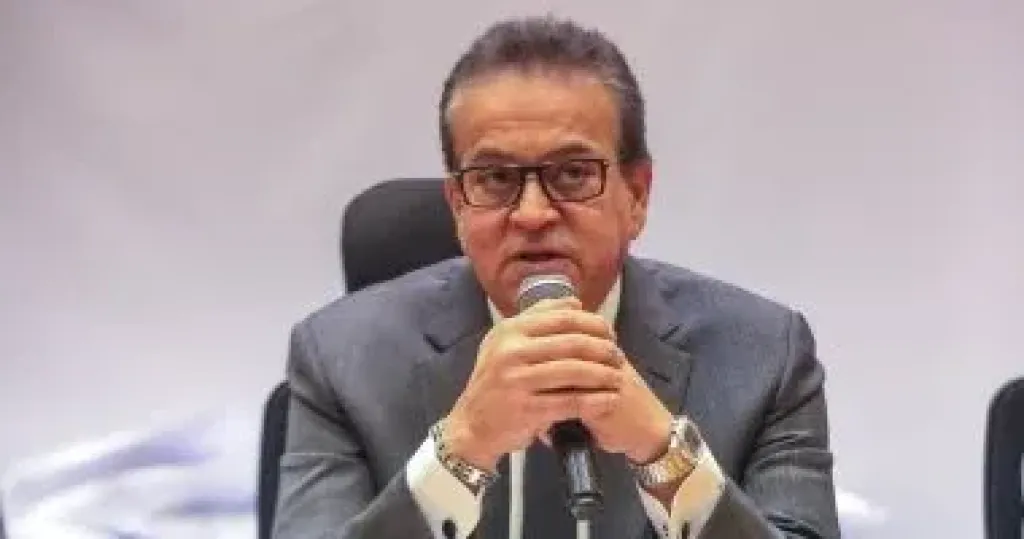 وزير الصحة يعلن اليوم الوضع الوبائى لإصابات الأمراض التنفسية