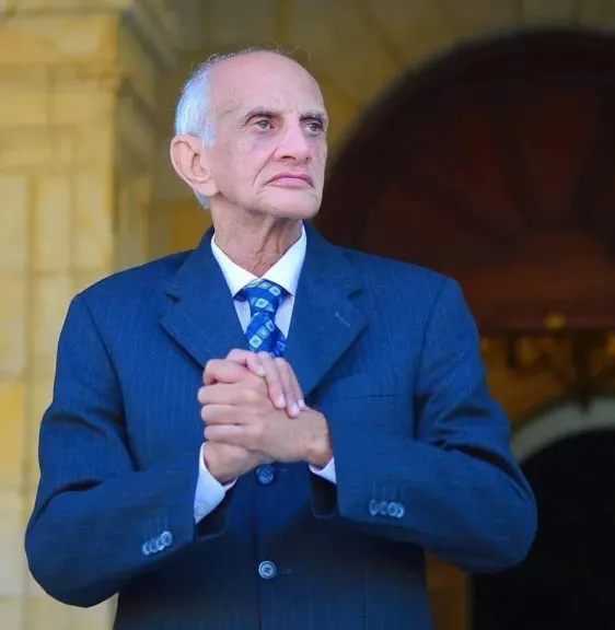 خالد خلف الله: أخوض الانتخابات معتمدًا على رصيد الخير.. ومتسامح مع كل من تجاوز في حقي ولا احمل ضغينه لاحد