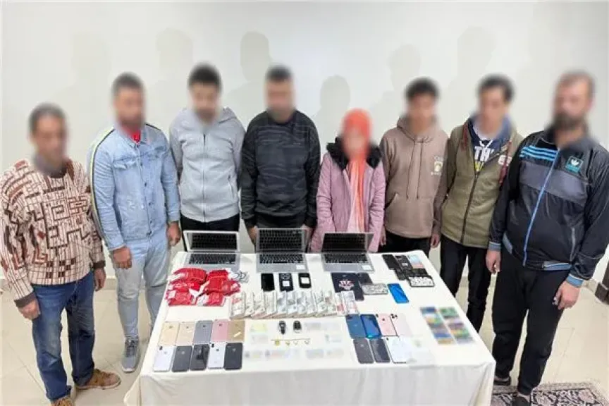 ضبط تشكيل عصابي للنصب الإلكتروني عبر منصة وهمية باسم ”Hamp;S”