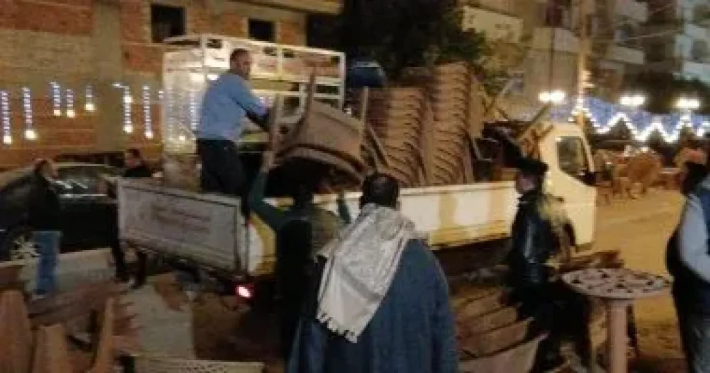 حملة مسائية مكبرة لرفع الإشغالات بشوارع فكتوريا والسيوف بالإسكندرية