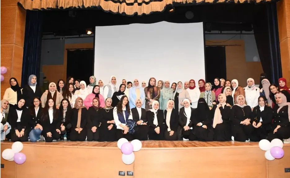 طلاب من أجل مصر يمثلون جامعة عين شمس في ورشة بأكاديمية الشرطة حول مواجهة مخططات إسقاط الدولة