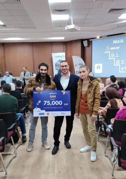 رئيس جامعة دمنهور يتفقد سير العملية التعليمية واستعدادات امتحانات منتصف العام بكلية التربية