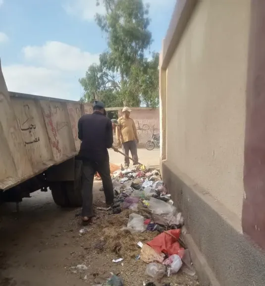 رئيس مركزالإبراهيمية شرقية يتابع أعمال منظومة النظافة والتجميل بالمدينة والوحدات المحلية