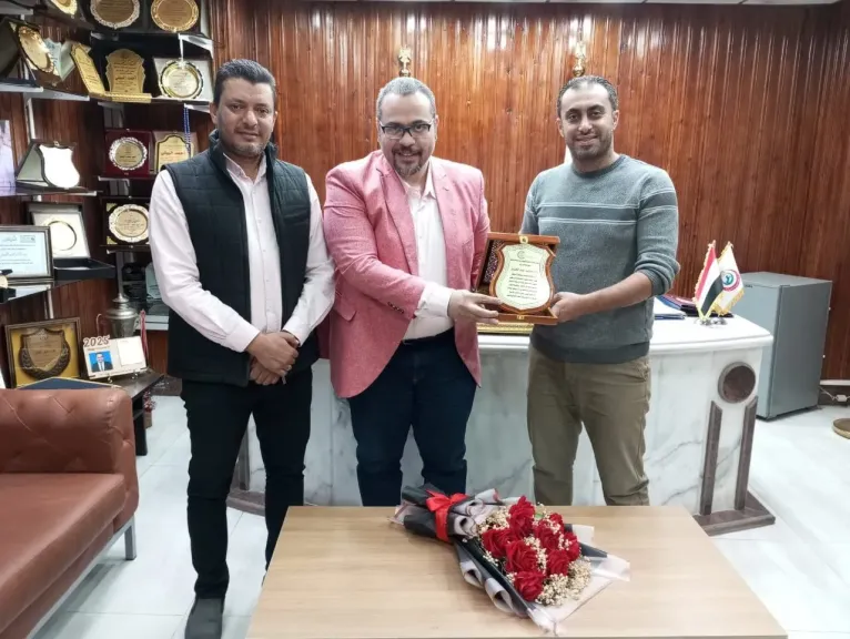 محافظ الشرقية يُشيد بتميّزالصحة في تطوير أقسام الحضانات