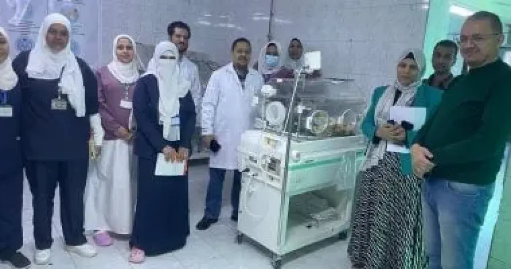 نجاح مستشفى قوص المركزي في عملية دقيقة لطفل رضيع
