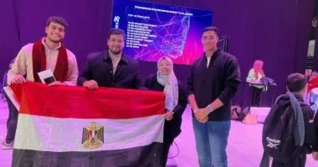 جامعة المنصورة الجديدة تحصد المركز الثاني عالميا في مسابقة الروبوتات