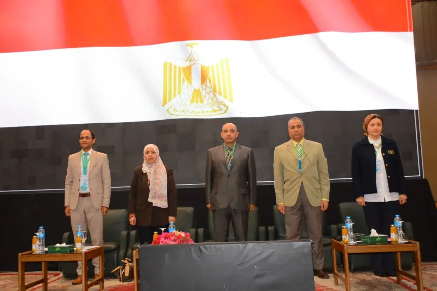 انطلاق فعاليات الملتقى العلمي الأول ”المشروعات البيئية الخضراء بجامعة أسيوط