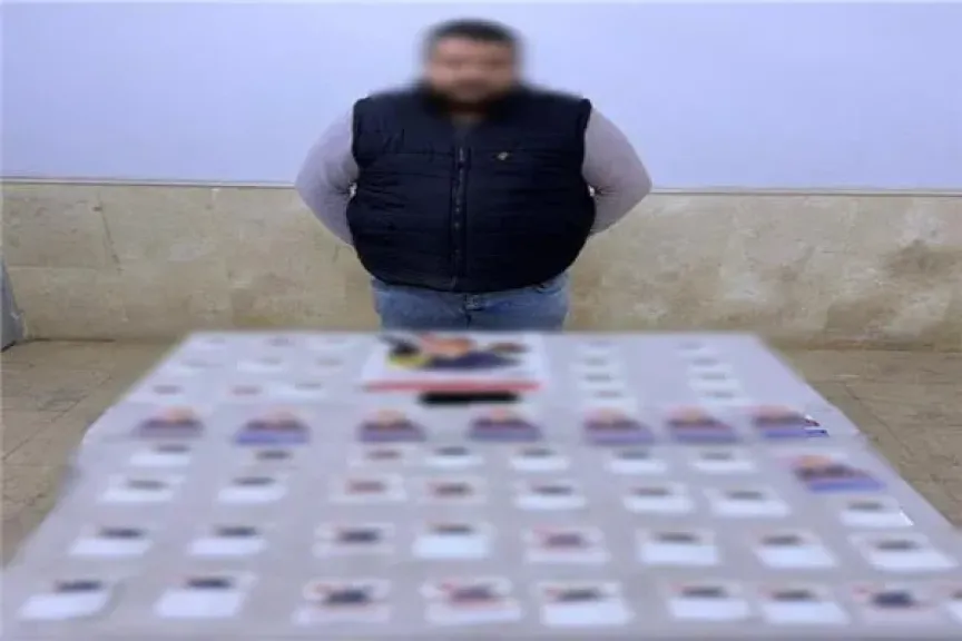 ضبط شخص بحوزته دعاية انتخابية لتوجيه الناخبين في دائرة ثانِ أسيوط