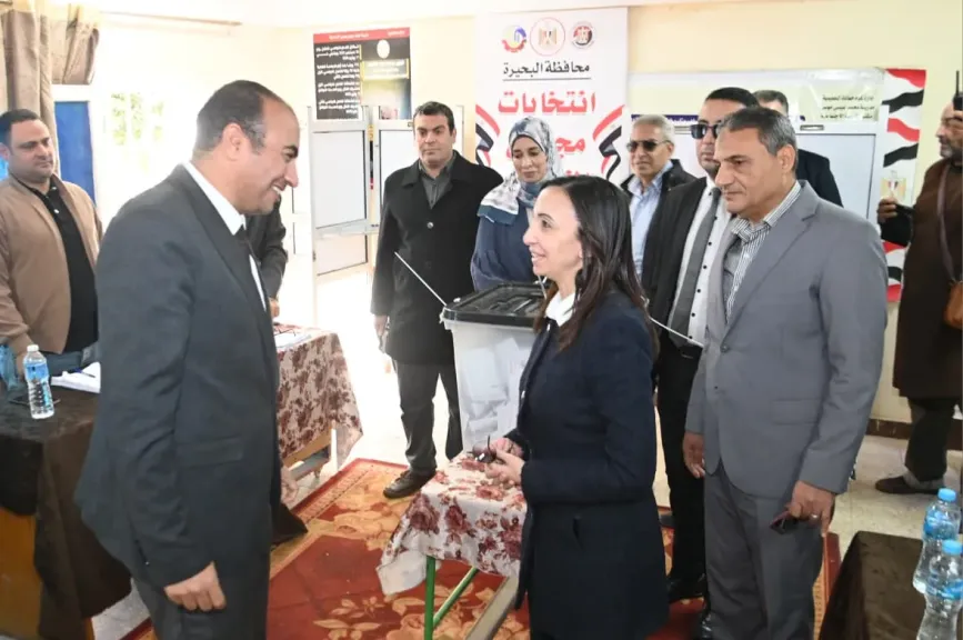 في يومها الثاني.. ”جاكلين” تتفقد اللجان الانتخابية بكوم حمادة لمتابعة سير انتخابات النواب 2025