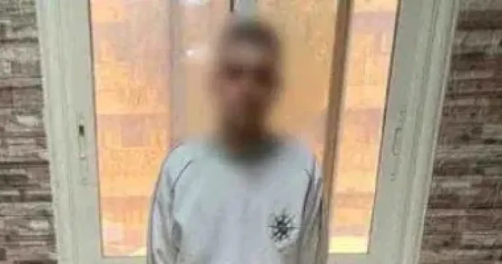 وزارة الداخلية تضبط شخصا بحوزته كروت بمحيط لجان البحيرة