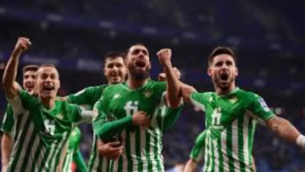 ريال بيتيس يفوز على دينامو زغرب بثلاثية في الدوري الأوروبي