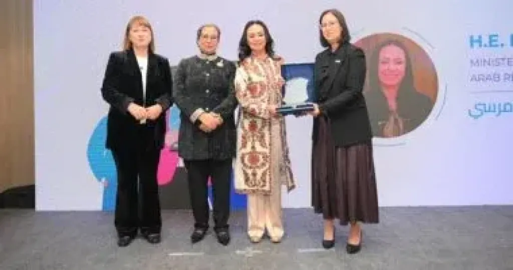 هيئة الأمم المتحدة للمرأة تكرم وزيرة التضامن كإحدى القيادات النسائية المصرية الملهمة