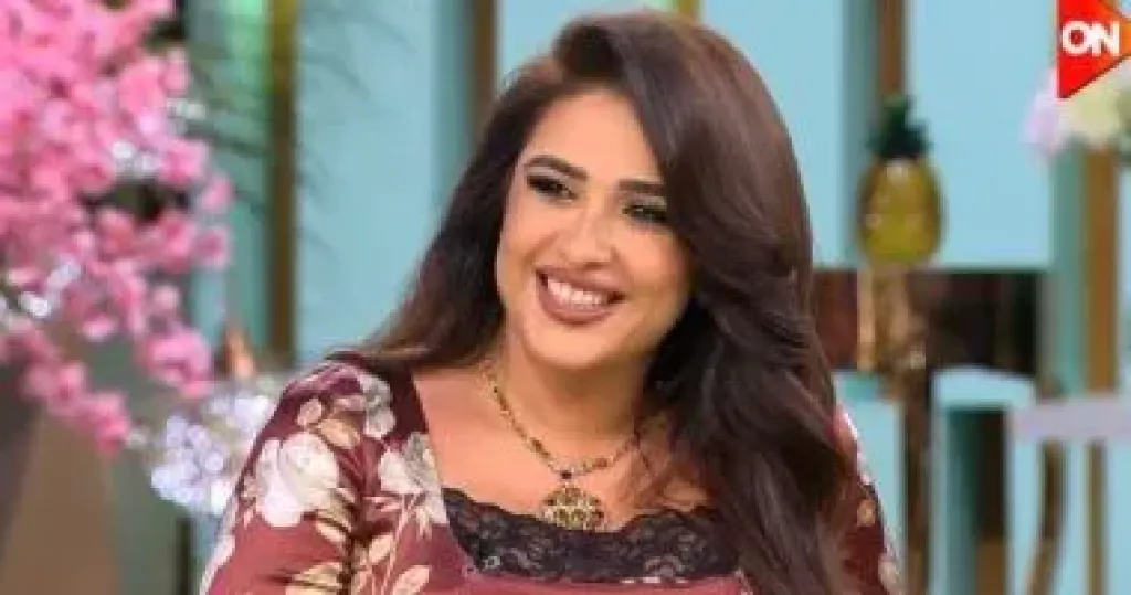 ياسمين عبد العزيز تعاتب منى الشاذلي: عايزة أتكلم براحتي