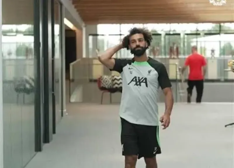من هندرسون إلى ستوريدج.. محمد صلاح يستعين بأصدقاء الأمس لحل أزمة ليفربول