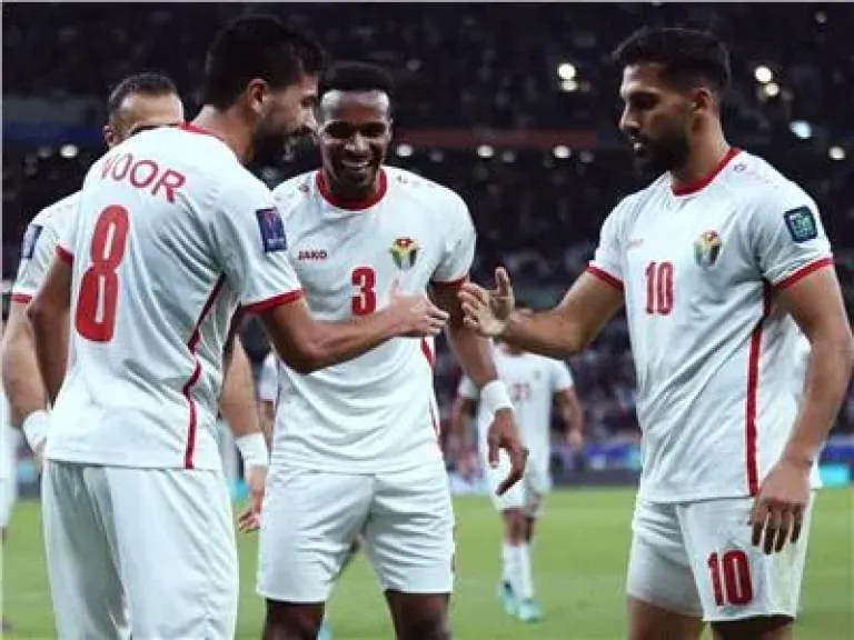 كأس العرب|  الأردن يتقدم على العراق بهدف في الشوط الأول