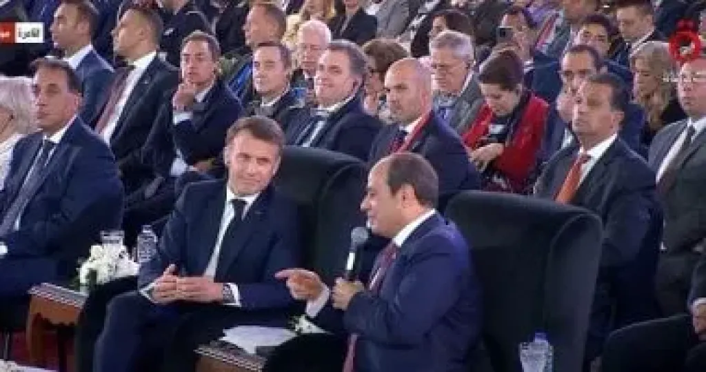 الرئيس السيسى وماكرون يبحثان هاتفيا تعزيز التعاون السياسي والاقتصادي والاستثماري