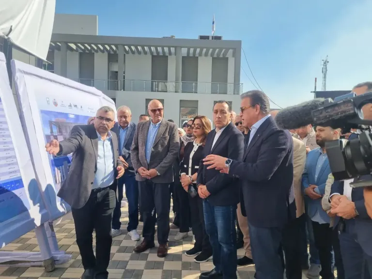 مدبولي يتفقد مشروع إنشاء مستشفى شبين القناطر المركزي