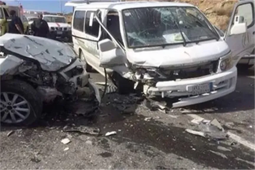 بالأسماء.. إصابة 14 شخصاً في حادث تصادم سيارة ملاكي وميكروباص بالبحيرة