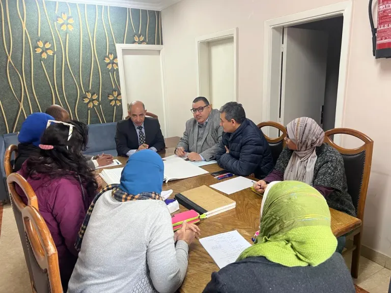 جامعة أسيوط تتابع تطوير العمل وتحديث أنظمة الإدارة بداري الإقامة بالدقي والقصر العيني