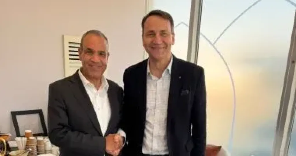 وزير الخارجية يلتقي نائب رئيس الوزراء ووزير خارجية بولندا