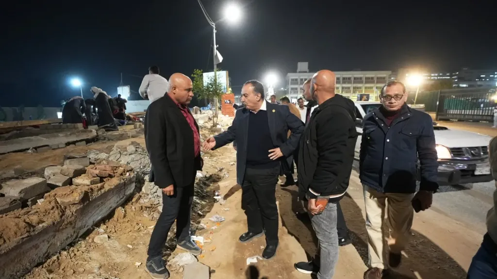 محافظ أسيوط جولة مسائية محافظ أسيوط يتفقد أعمال توسعة وتطوير شارع مصنع سيد بحي غرب