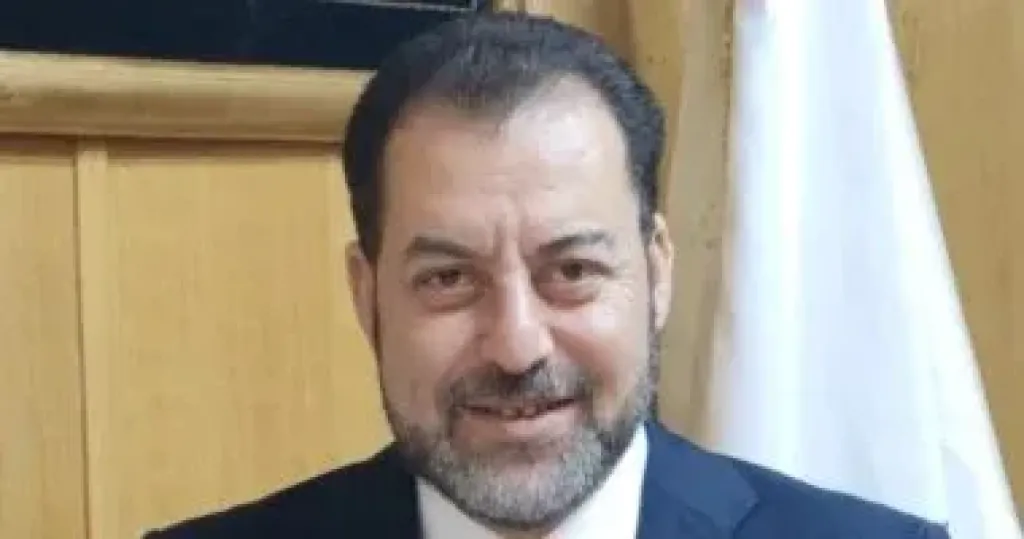 وزير التعليم العالي يقرر ندب الدكتور أحمد عناني مستشارا للوزير للسياسات الصحية