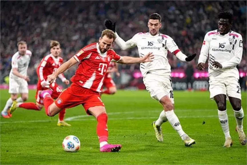 الشوط الأول| تعادل بين بايرن ميونخ وماينز في الدوري الألماني