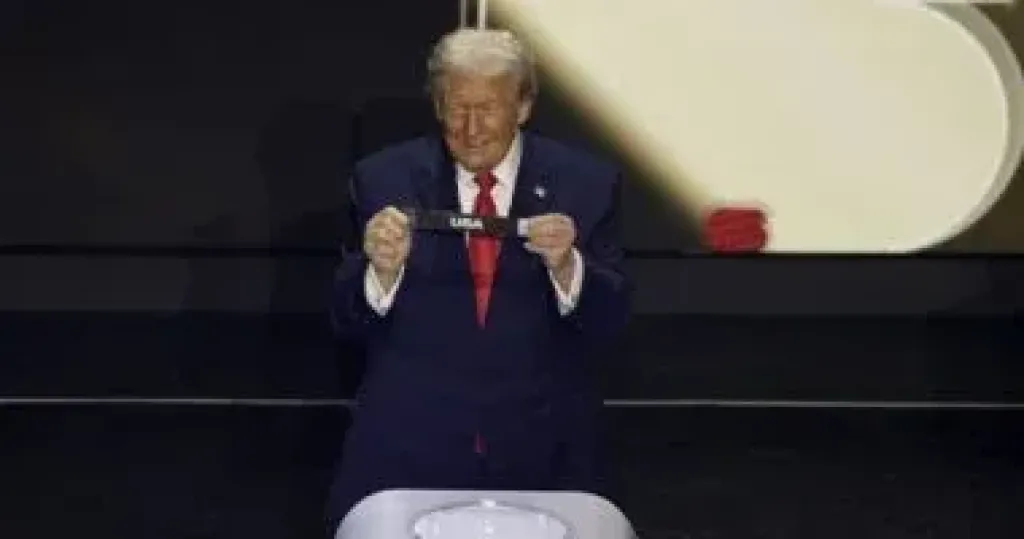 ترامب يدعو الأمريكيين المحتفلين بعيد حانوكا إلى عدم القلق عقب حادثة أستراليا