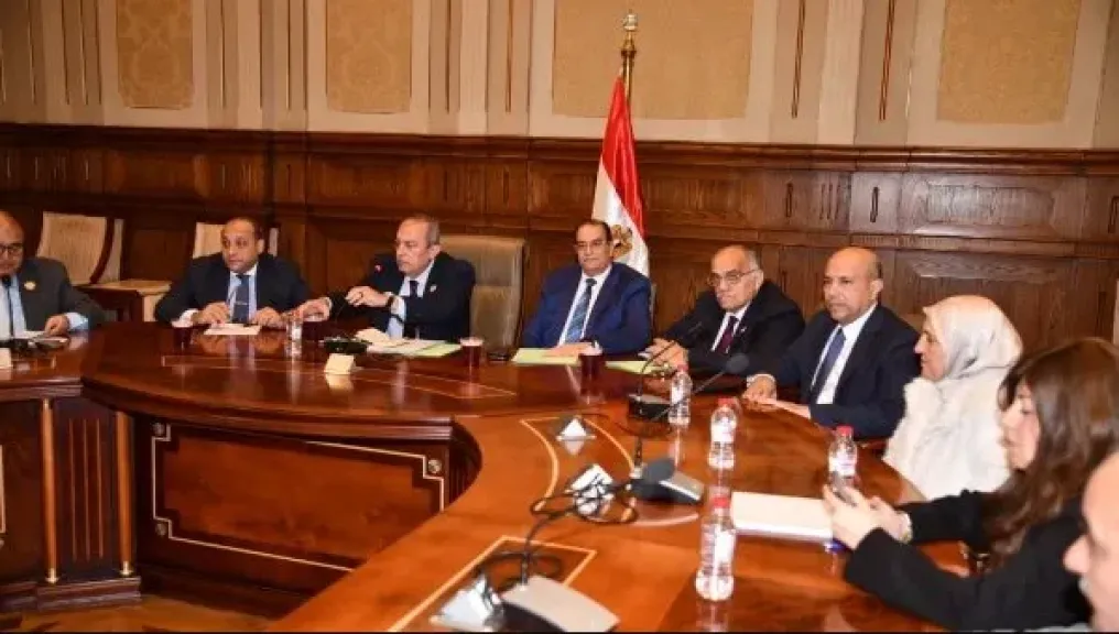 لجنة الصحة بالشيوخ تُسرّع دراسة إنشاء مستشفى جديد بحلوان بعد توقف القرار 3 سنوات