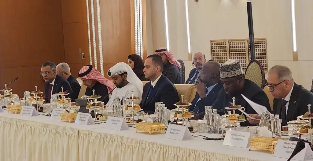 وزارة الصحة تشارك في مائدة مستديرة حول دور آليات التمويل الإسلامي في تعزيز الاستثمار بالصحة العالمية