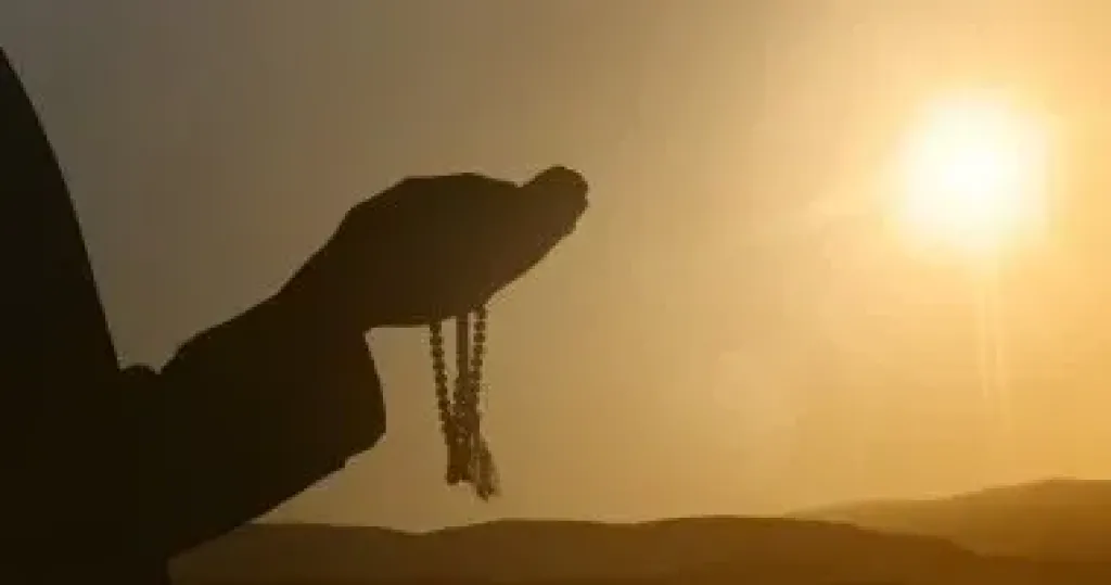 أذكار المساء الإثنين 15-12-2025.. رضيت بالله ربا وبالإسلام دينا وبمحمد نبيا رددها ثلاثا