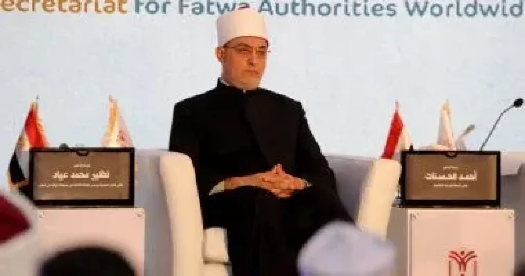 المفتي: الفتوى الرشيدة صمام أمان للمجتمعات فى زمن الأزمات والتحولات الرقمية