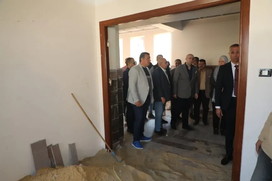 غنيم  يتفقد مستجدات وسير العمل ضمن مشروع إنشاء أول مدرسة دولية حكومية