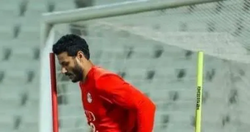 محمد الشناوى يحرس مرمى منتخب مصر أمام نيجيريا فى المباراة الودية الليلة
