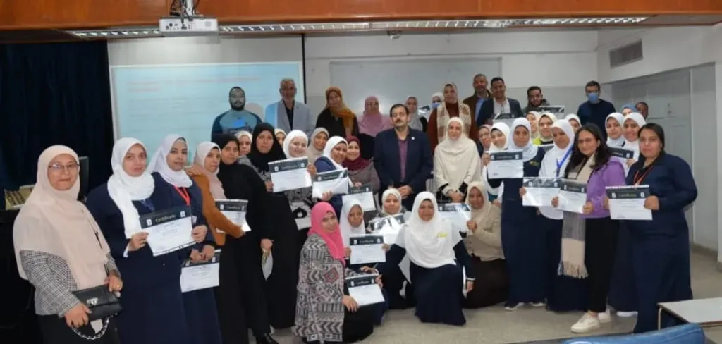 مستشفيات جامعة أسيوط تنظم دورة تدريبية حول ترصد العدوى بالمستشفيات