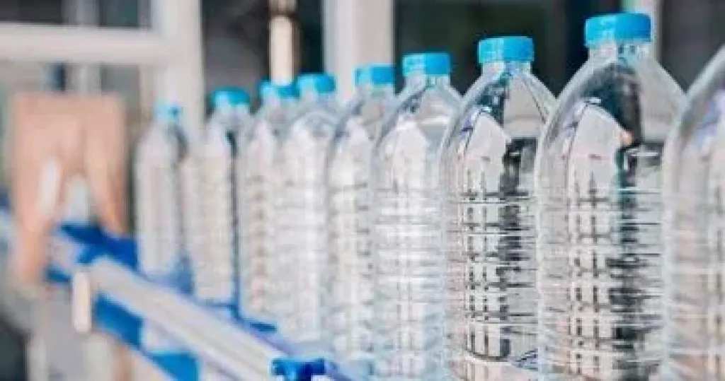 «المياه المعبأة في مصر آمنة».. تصريح حاسم من الهيئة القومية لسلامة الغذاء