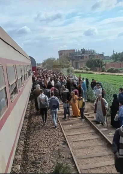 خروج ٣عربات بالقطار 544 عن مسارة بالمنوفية