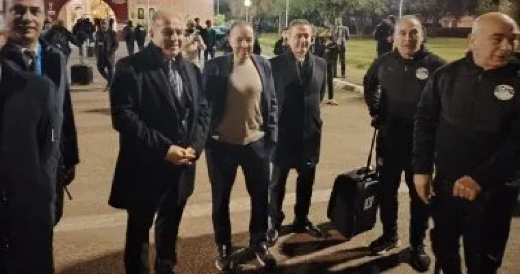 سفير مصر بالرباط يستقبل بعثة المنتخب الوطني بمدينة أغادير استعدادا لكأس أمم أفريقيا