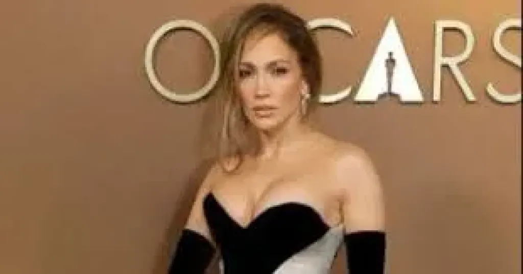 جنيفر لوبيز: ما زلت أتمسك بحلمى فى الإخراج وكتابة الكتب