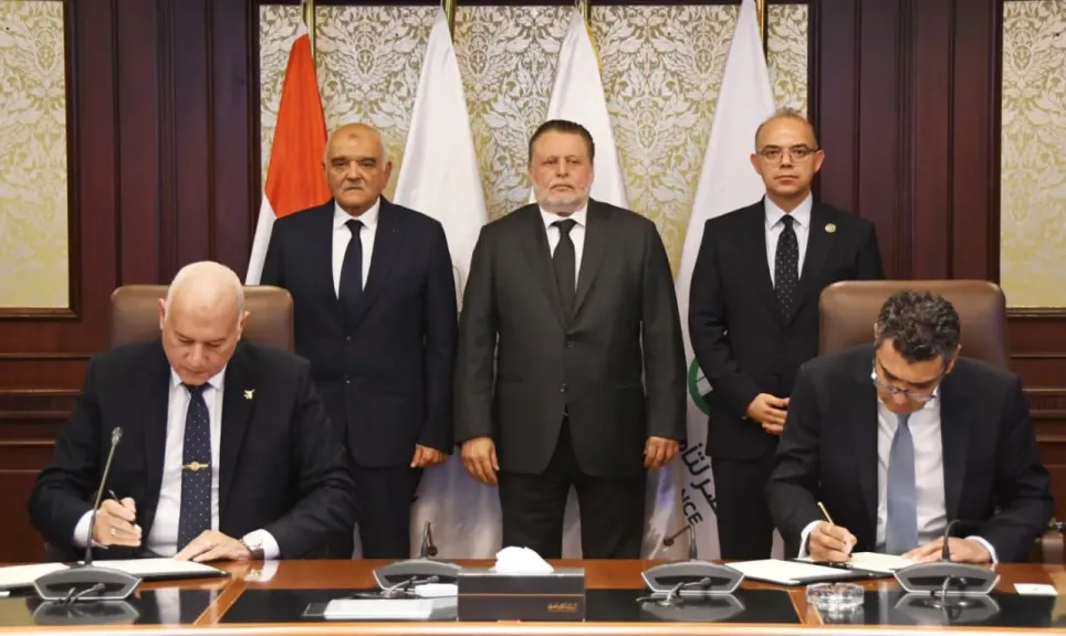 تنفيذًا لتوجيهات الرئيس.. شراكة بين صندوق تكريم شهداء وضحايا ومفقودي ومصابي العمليات الحربية والإرهابية والأمنية وأسرهم ومصر لتأمينات الحياة