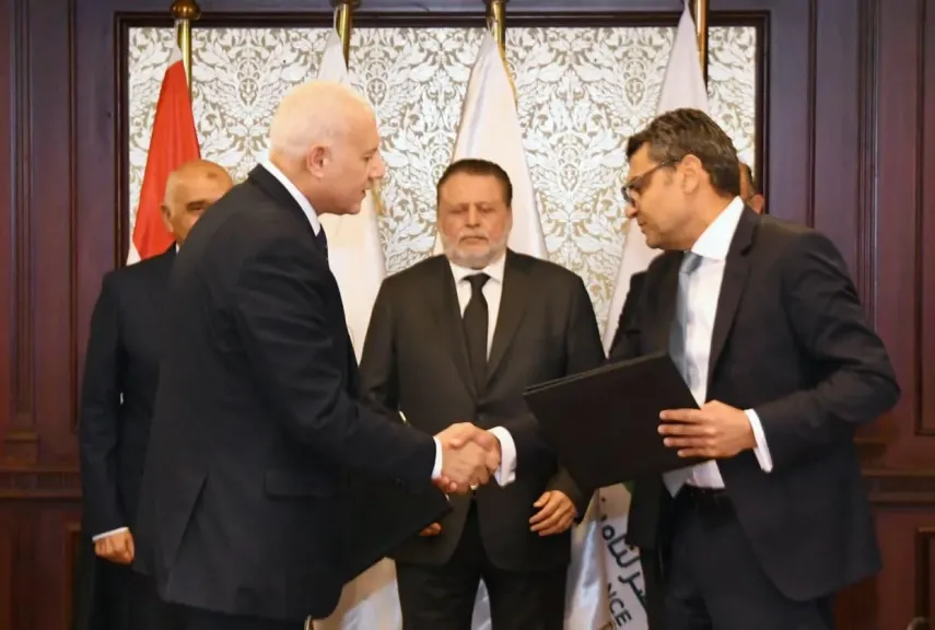 محافظ البنك المركزي يشهد توقيع شراكة لتنفيذ مبادرة «مصر معاكم» لرعاية أبناء الشهداء