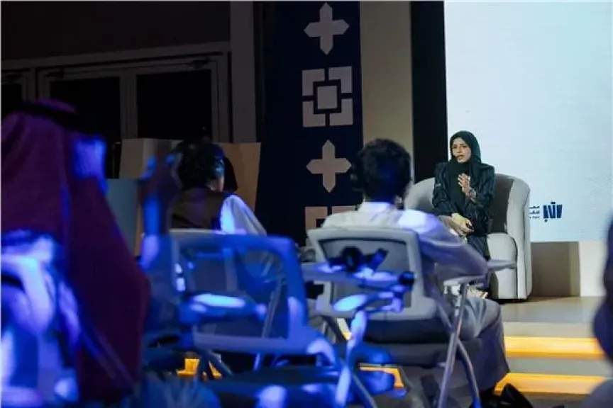 غيداء البكري تحذّر من الإفراط في الاعتماد على الذكاء الاصطناعي