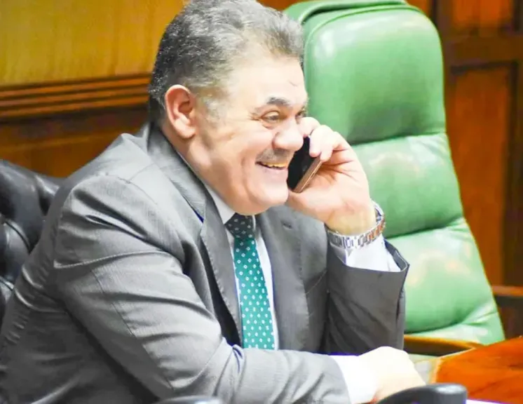 د.السيد البدوى يتقدم بأوراق ترشحه لرئاسة حزب الوفد