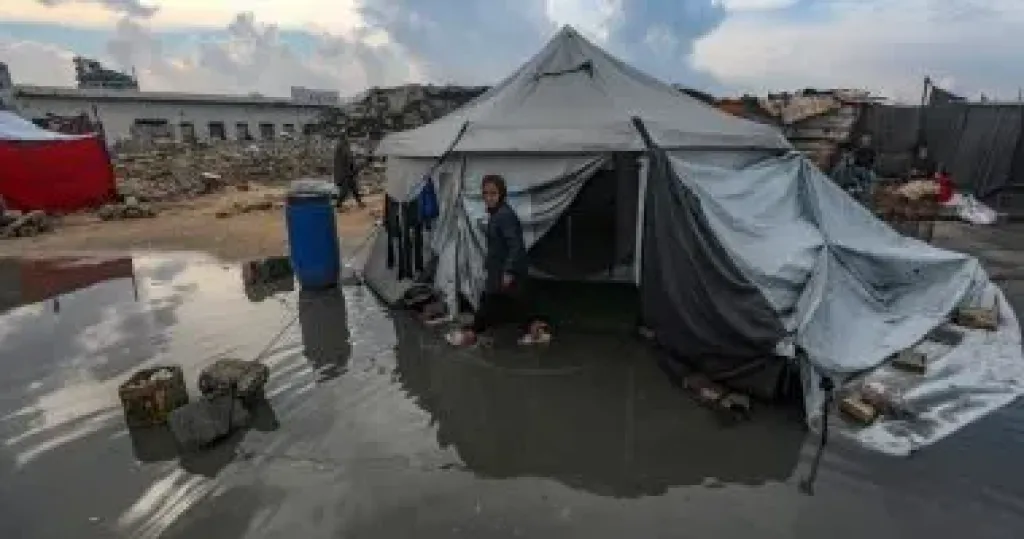 الصحة الفلسطينية: وفاة طفل رضيع نتيجة البرد القارس بخان يونس